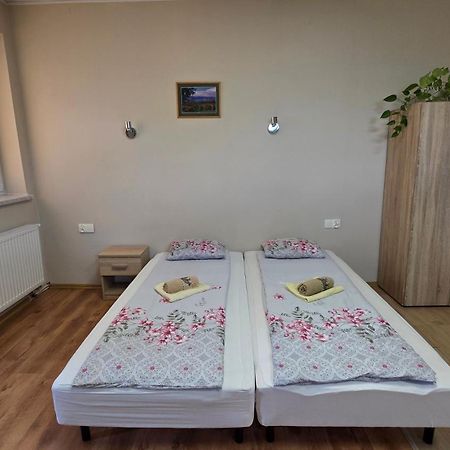 Nad Zalewem 500-163-489 Hotel Zegrze Poludniowe Eksteriør billede