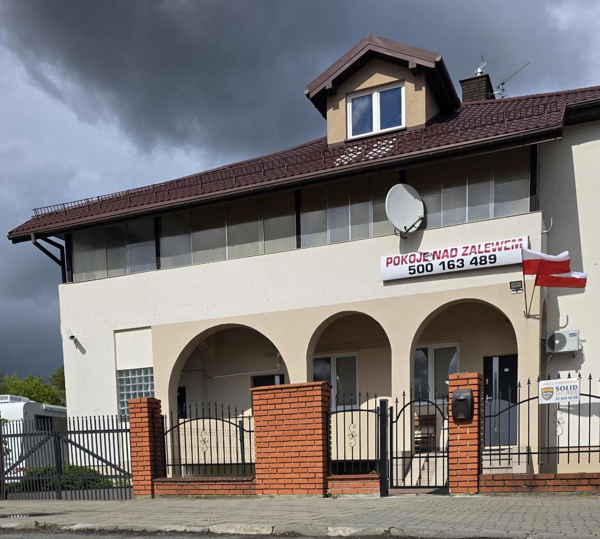 Nad Zalewem 500-163-489 Hotel Zegrze Poludniowe Eksteriør billede