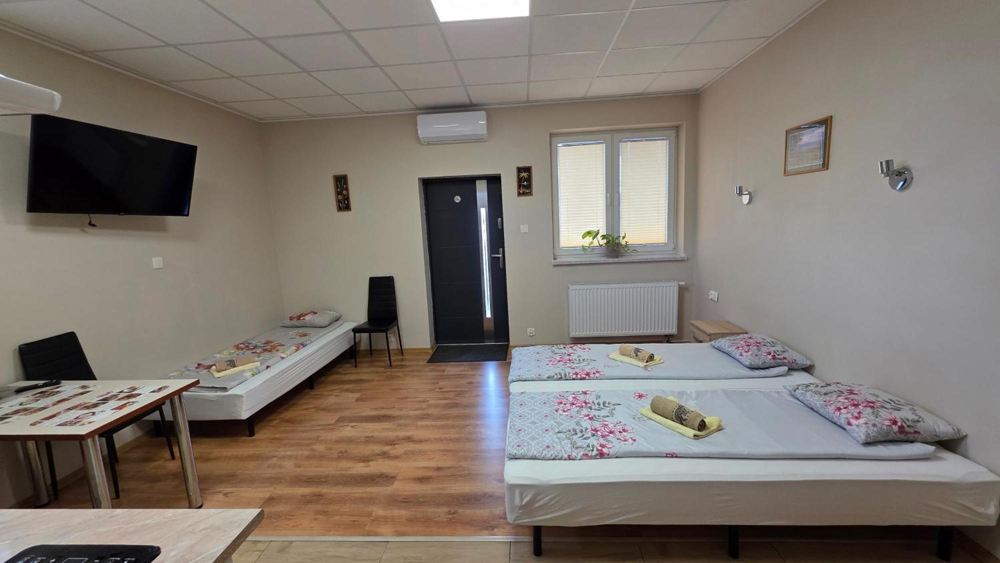 Nad Zalewem 500-163-489 Hotel Zegrze Poludniowe Eksteriør billede